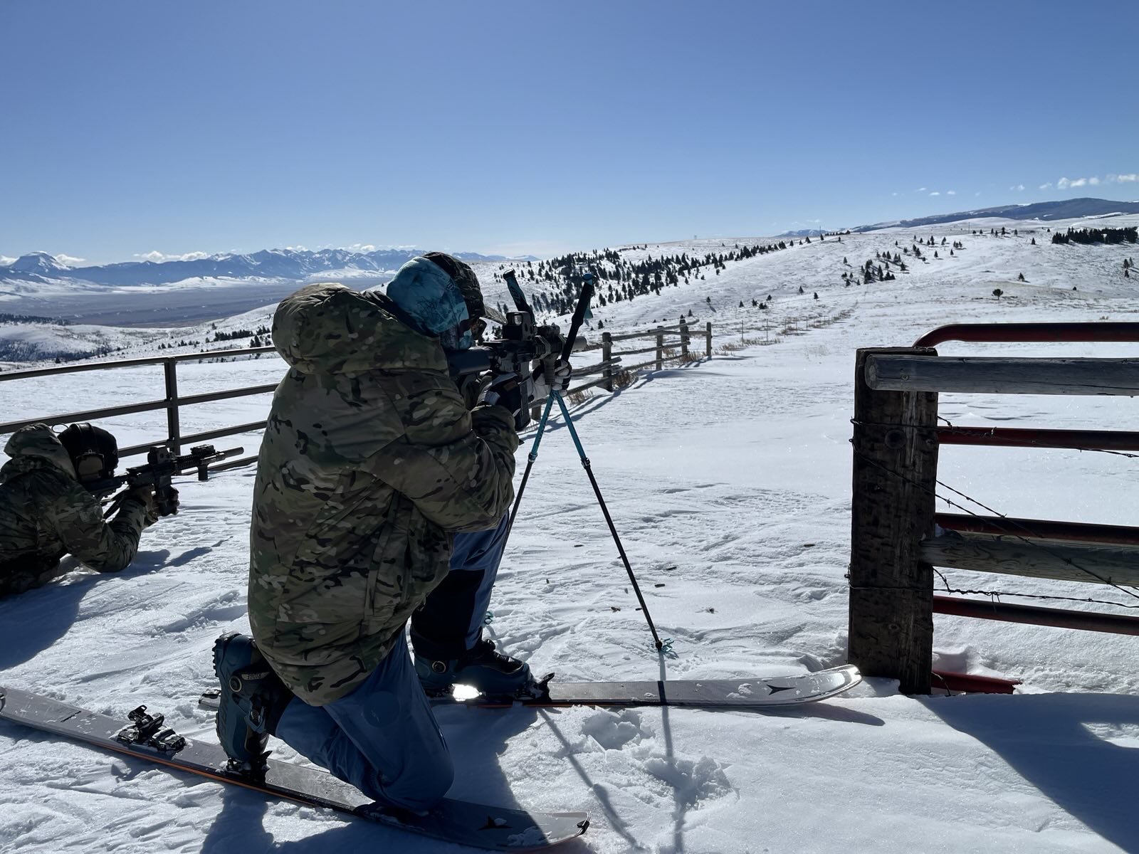 BSASR — Tripod Engagement on Skis